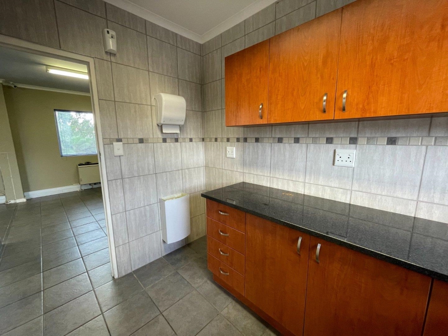 To Let commercial Property for Rent in Berea Eastern Cape